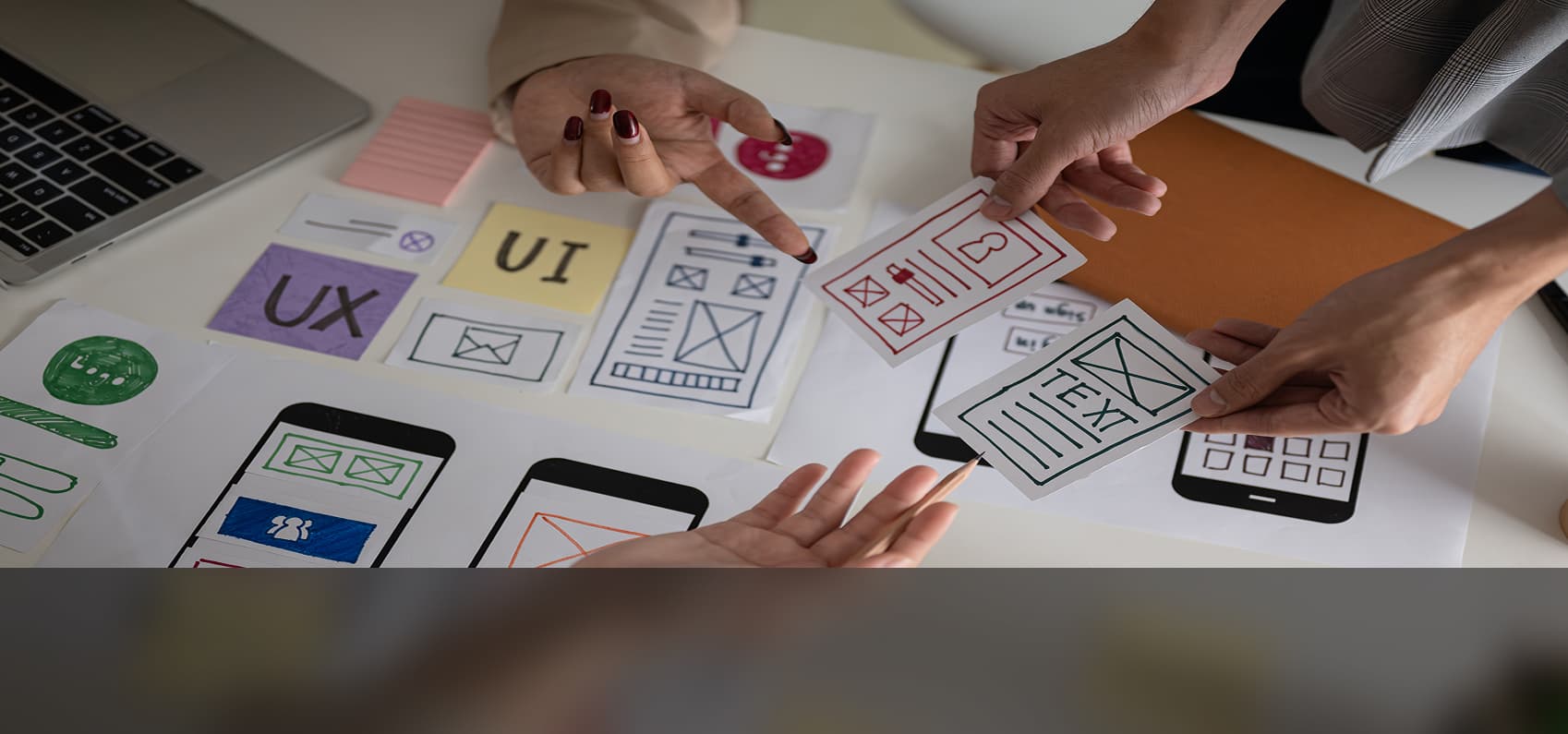 Top UX/UI Trends to know in 2025 banner image